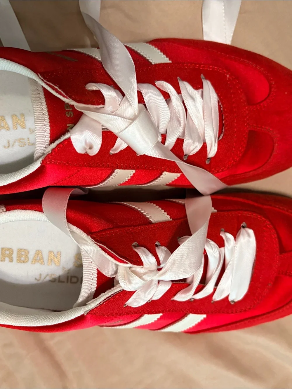 N/A bright red